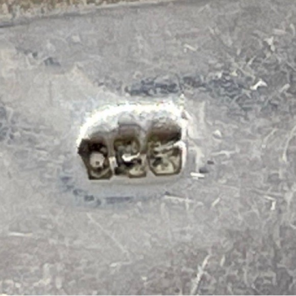 Intricate Sterling .925 Silver, Onyx and Tiger’s Eye drop earrings - Picture 3 of 3